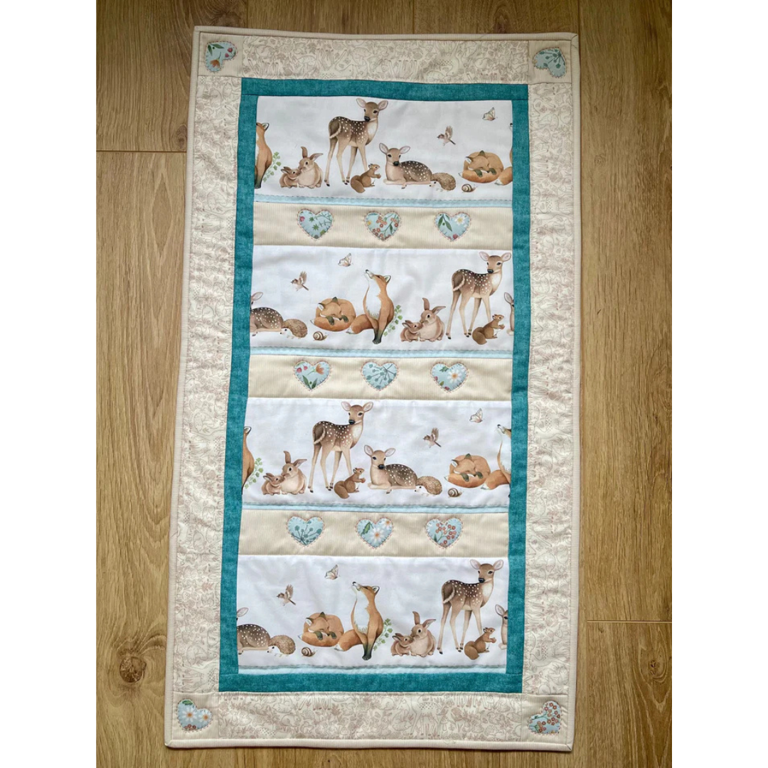 Village Fabrics Woodrow Hearts Wall Hanging Kit