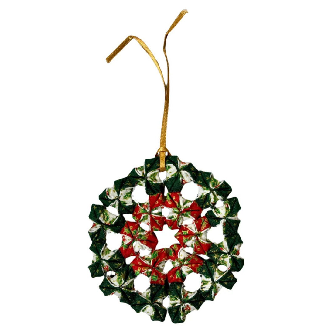 Village Fabrics Mini Folded Christmas Wreath Kit