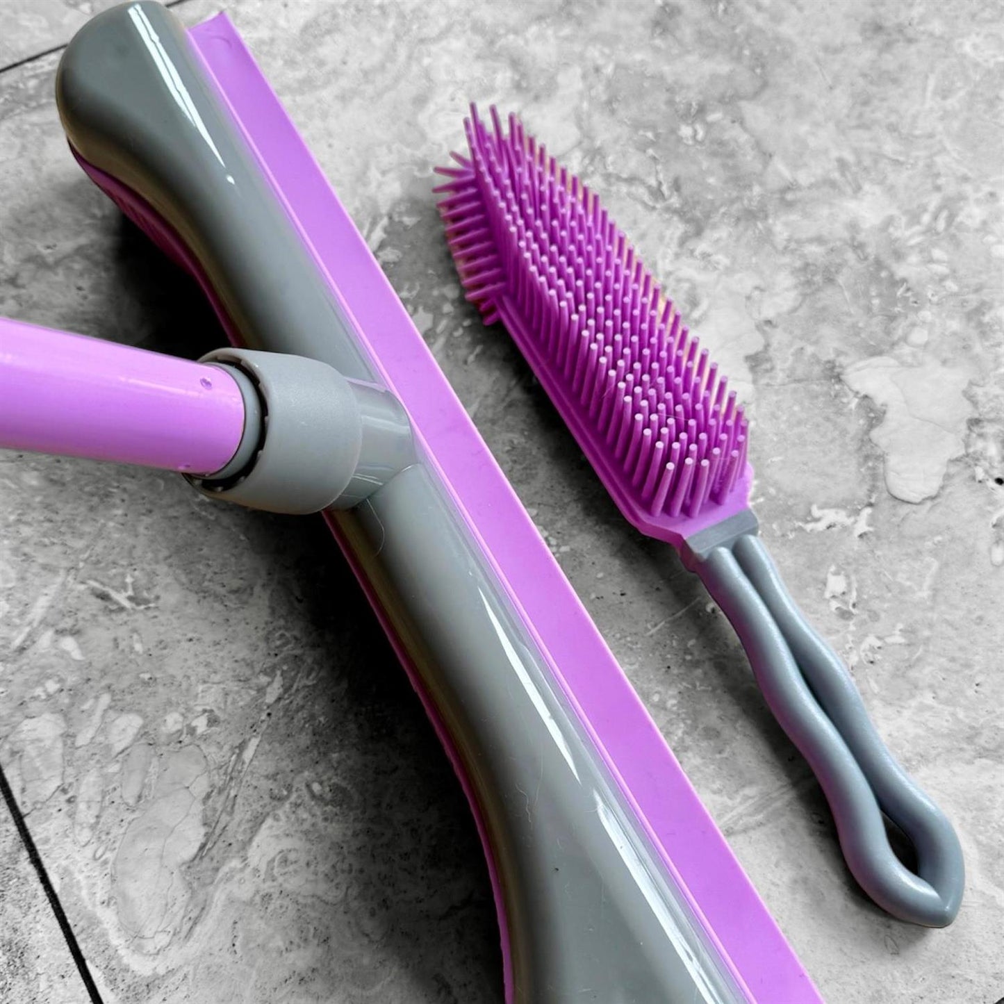 Handy Solutions Wonder Broom with Bonus Wonder Brush