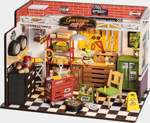 Rolife Garage Workshop - DIY Miniature House Kit - DG165
