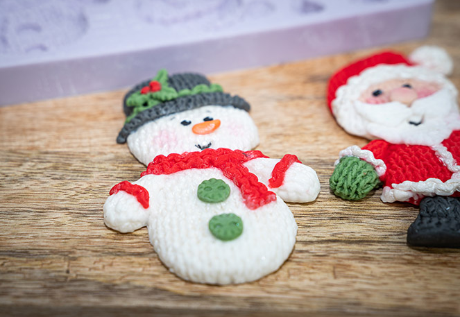 Karen Davies Sugarcraft Knitted Christmas Silicone Mould