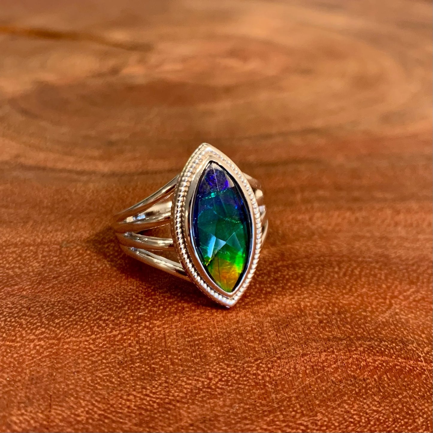Canadian Ammolite Gems by Kenneth Bradley ‘Maria’ Ring