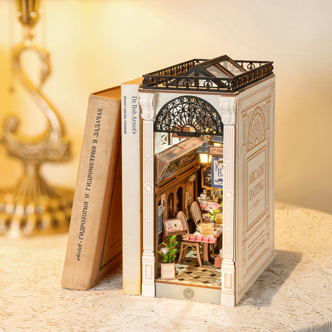 Rolife Arcade Dating - DIY Book Nook Shelf Insert Kit - TGB10