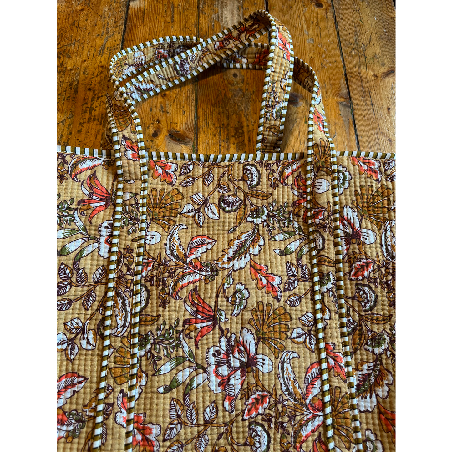 Memories of India Tote Bag