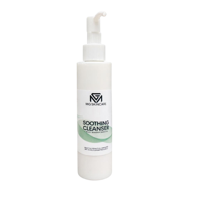 MG Skincare Recovering Dry/Rosacea Kit with Free Exfoliator Scrub 50ml
