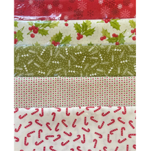 Village Fabrics Christmas 5 Fat Quarters Fabric Pack - Hollymas