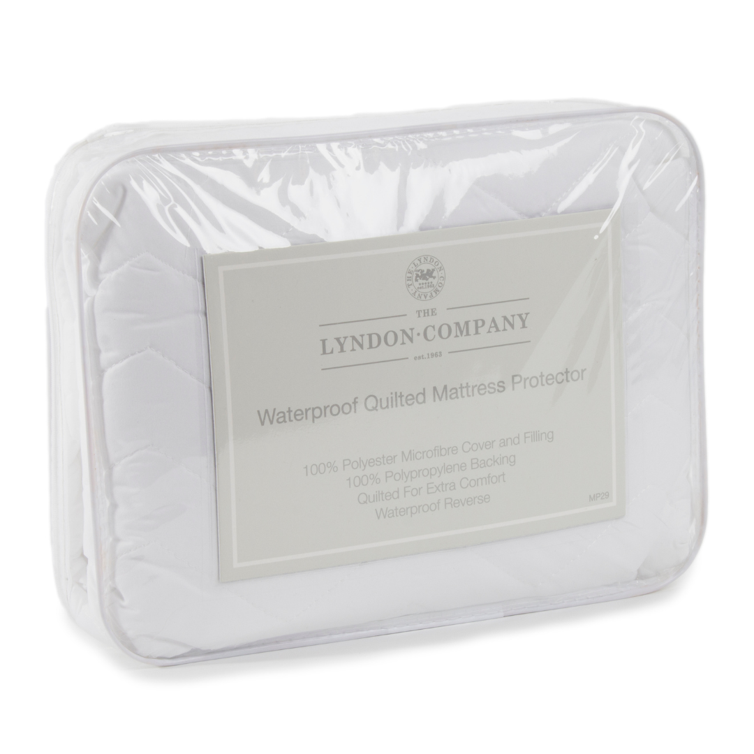 The Lyndon Company Single Waterproof Mattress Protector