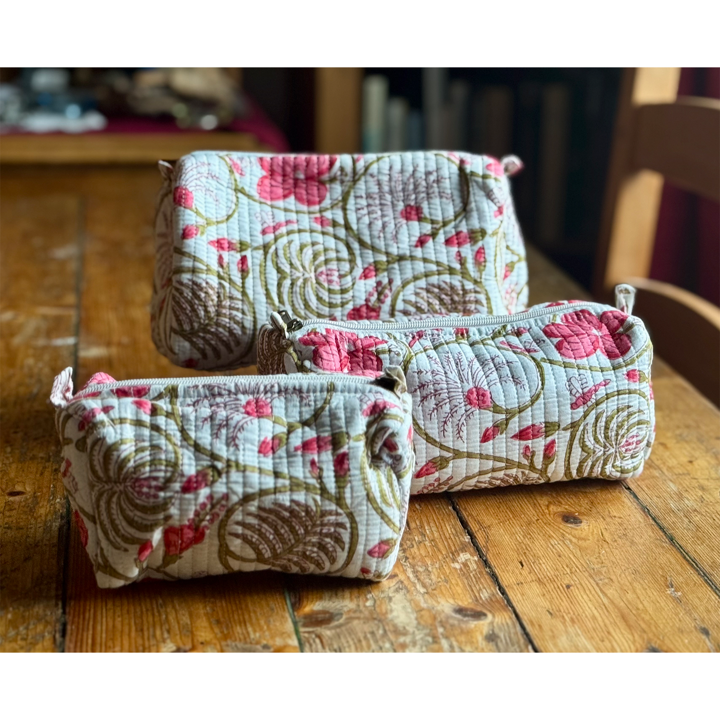 Memories of India Set of 3 Quilted and Lined Toiletry Bags