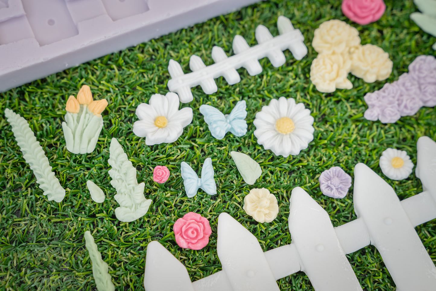 Karen Davies Sugarcraft Cottage Garden Silicone Mould