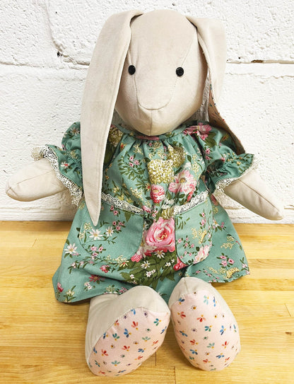 Quilter's Trading Post Becky Bunny Pattern
