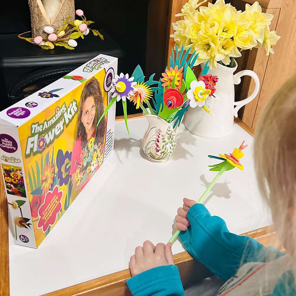 The Happy Puzzle Company The Amazing Flower Kit