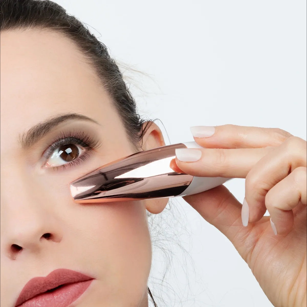 i-BRATE Under Eye Massager & Facial Wand