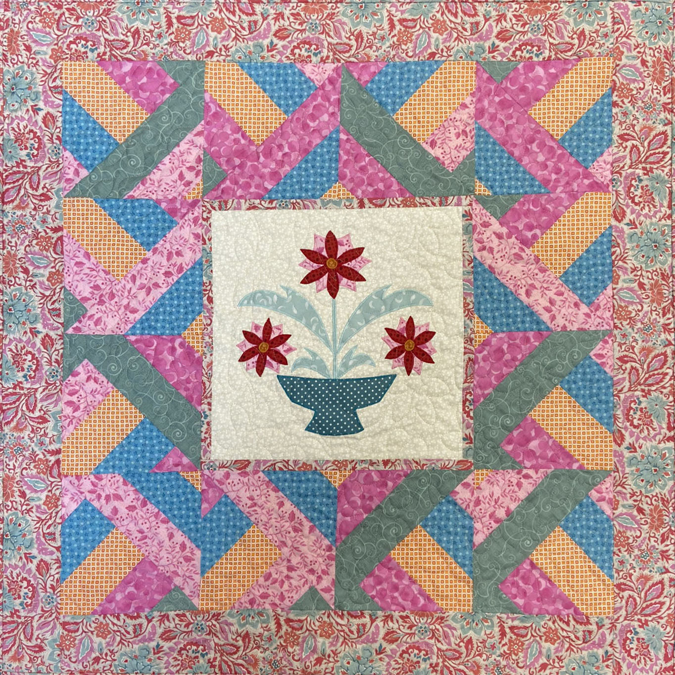 Quilter's Trading Post Ottoman Flowers Applique Book