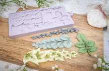 Karen Davies Sugarcraft Trailing Leaves Silicone Mould